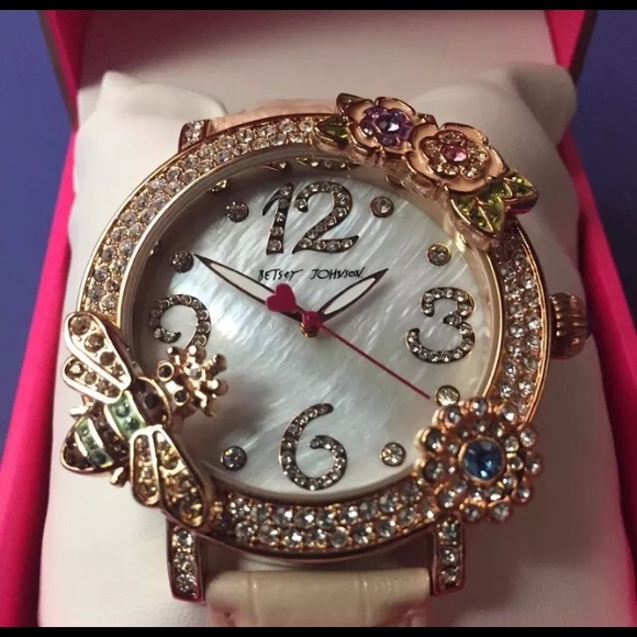 Betsey Johnson 🐝 QUEEN BEE WATCH FLORAL MOTIF - Picture 8 of 8